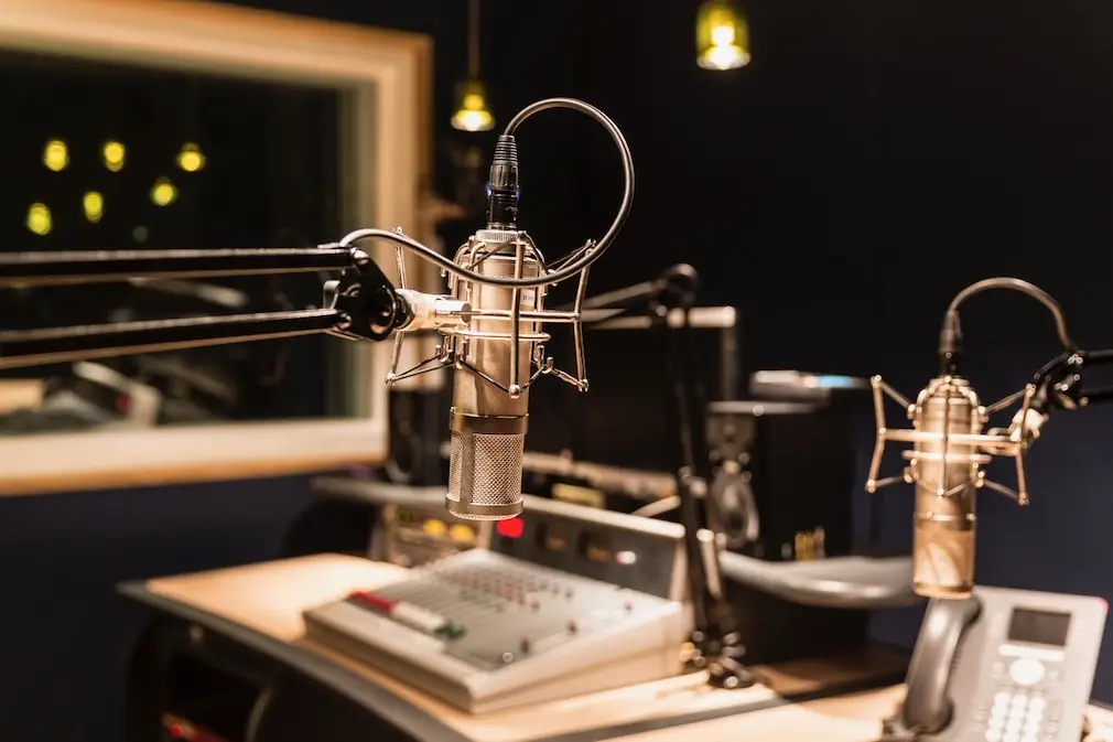 podcast editing image